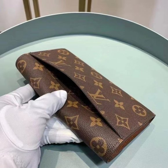 LV Wallet Monogram - Picture 6 of 8